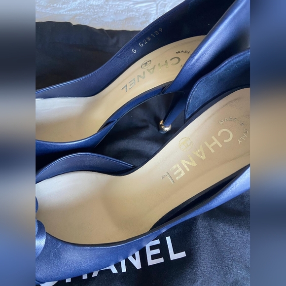 chanel leather heels - Picture 4 of 16